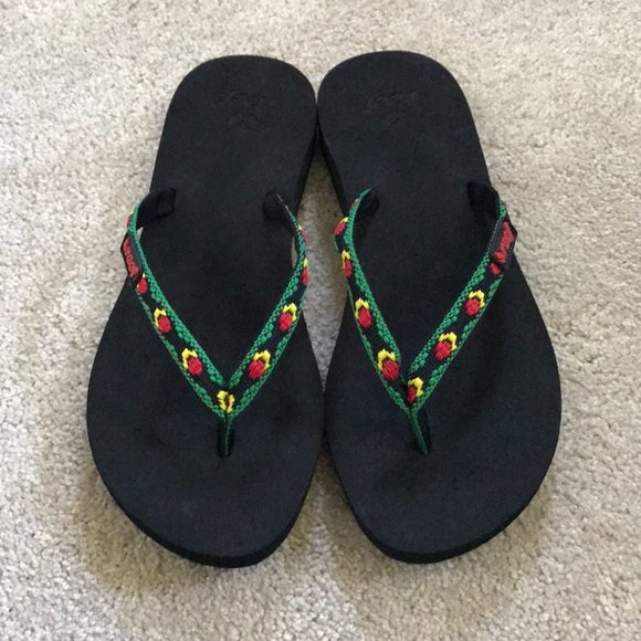 reef bliss embellish